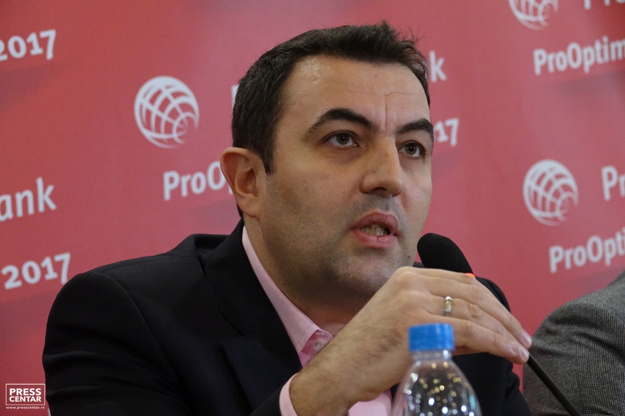 Borislav Kostadinov
13/12/2016