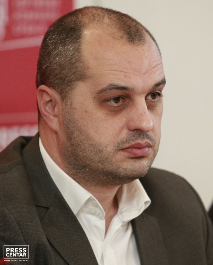 Milan Petrić
19/12/2016