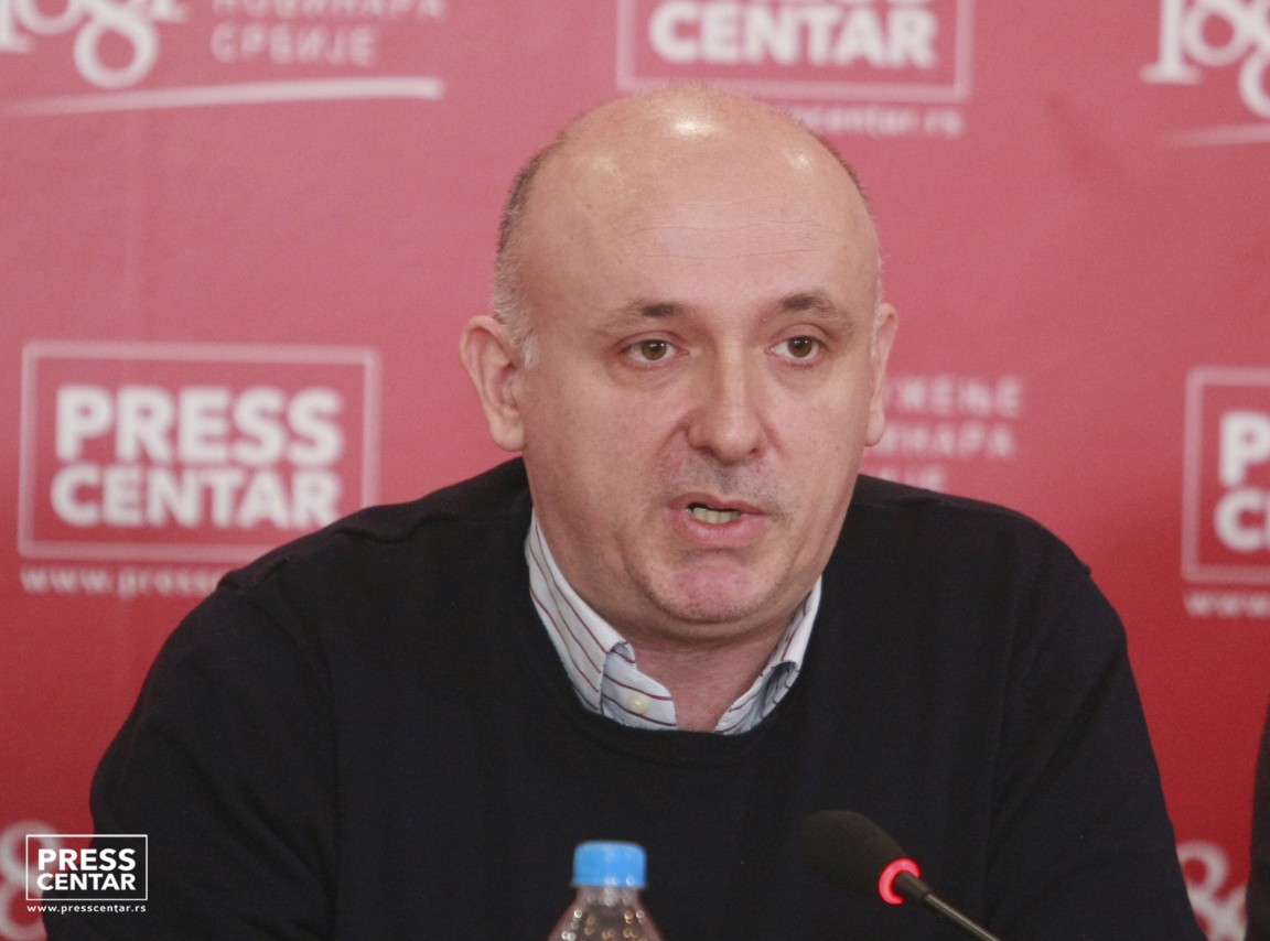 Vladimir Radomirović
2/2/2017