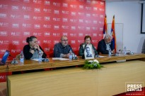 Komemoracija povodom smrti Dejana Anastasijevića, jednog od najistaknutijih novinara u Srbiji i regionu Komemoracija povodom smrti Dejana Anastasijevića, jednog od najistaknutijih novinara u Srbiji i regionu